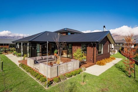 Photo of property in 89 Infinity Drive, Wanaka, 9305