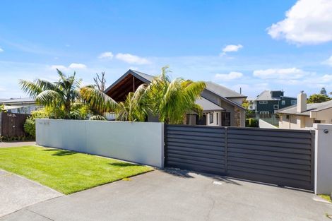 Photo of property in 143a Oceanview Road, Mount Maunganui, 3116
