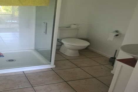 Photo of property in 2/30 Matipo Road, Mairangi Bay, Auckland, 0630