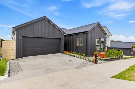 Photo of property in 94 Huanui Drive, Wainui, 0992
