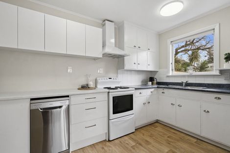 Photo of property in 19 Anthony Grove, Paraparaumu Beach, Paraparaumu, 5032