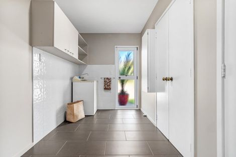 Photo of property in 6 Cherry Way, Bethlehem, Tauranga, 3110