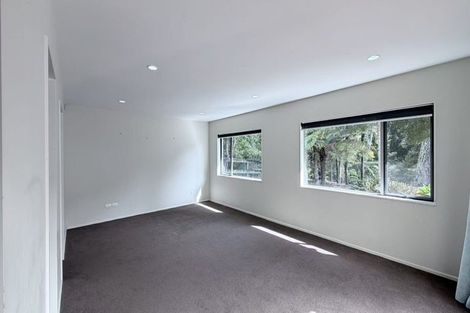 Photo of property in 9 Amber Glen, Albany, Auckland, 0632