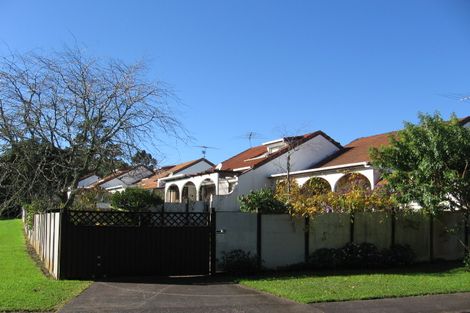Photo of property in 38 Wirihana Road, Titirangi, Auckland, 0604