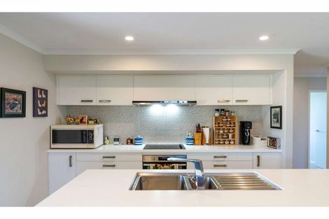 Photo of property in 14 Greenway Drive, Kerikeri, 0230