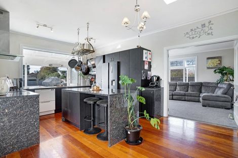 Photo of property in 6 Tararua Street, Masterton, 5810