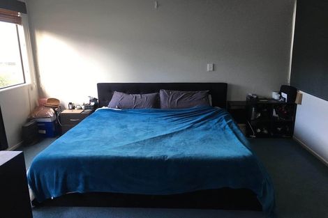 Photo of property in 2/26a Dallinghoe Crescent, Milford, Auckland, 0620