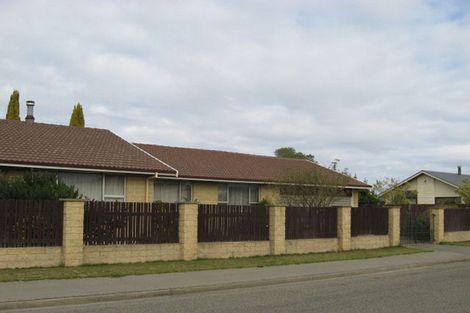Photo of property in 50 Salisbury Crescent, Oamaru North, Oamaru, 9400
