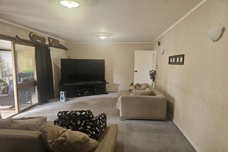 Photo of property in 93 Opaheke Road, Opaheke, Papakura, 2113