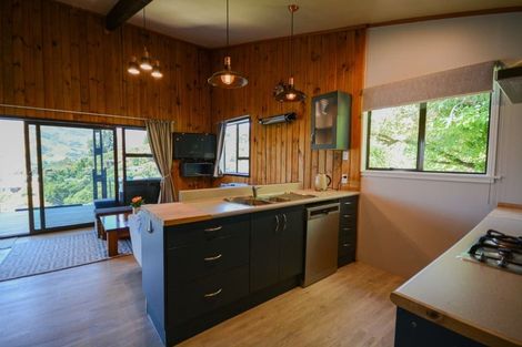 Photo of property in 5b Kingfisher Road, Takamatua, 7581