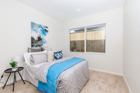 Photo of property in 8 Konoba Avenue, Kumeu, 0810