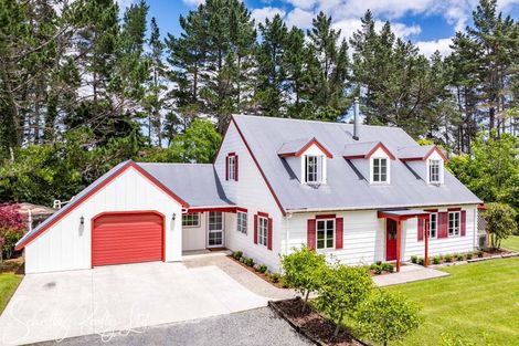 Photo of property in 3251 Paparoa-oakleigh Road, Paparoa, 0571