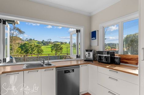 Photo of property in 17a Ash Street, Maungaturoto, 0520