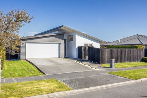 Photo of property in 22 Cole Porter Avenue, Mairehau, Christchurch, 8052