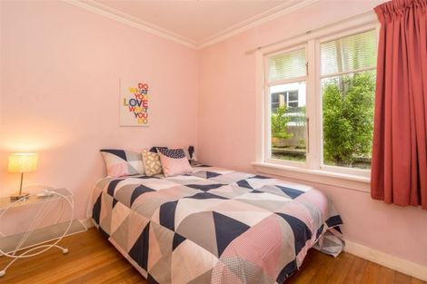 Photo of property in 5 Gorman Street, Macandrew Bay, Dunedin, 9014