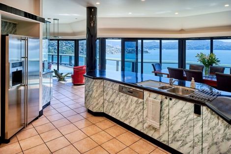 Photo of property in 15 Countess Close, Maupuia, Wellington, 6022