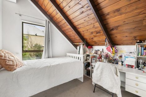 Photo of property in 2/38 Gatman Street, Birkdale, Auckland, 0626