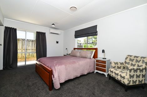 Photo of property in 16b Huia Avenue, Forest Lake, Hamilton, 3200