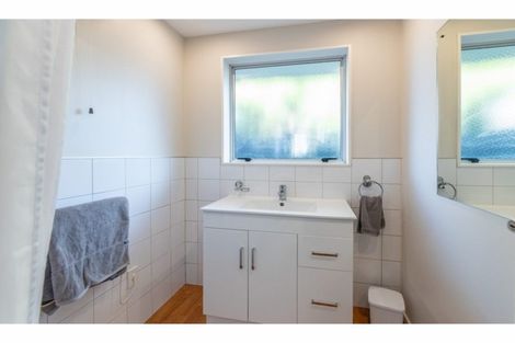 Photo of property in 523 Marine Parade, South New Brighton, Christchurch, 8062