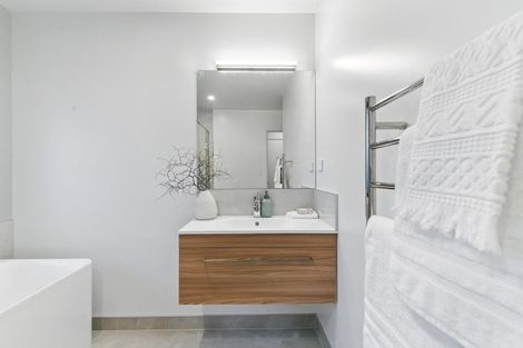 Photo of property in 1 Hauhake Terrace, Leamington, 3495