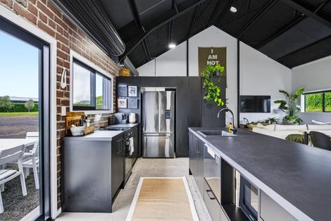 Photo of property in 83 Settlement Road, Puni, Pukekohe, 2678