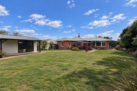 Photo of property in 5 Douglas Road, Amberley, 7410