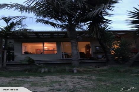 Photo of property in 1/4 Kaurilands Road, Titirangi, Auckland, 0604