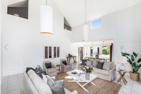 Photo of property in 276 Memorial Avenue, Burnside, Christchurch, 8053