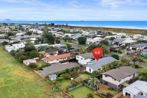 Photo of property in 64 Simpson Road, Papamoa Beach, Papamoa, 3118