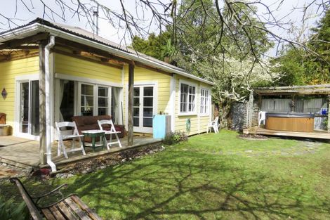 Photo of property in 25 Andersen Street, Blacks Point, Reefton, 7830