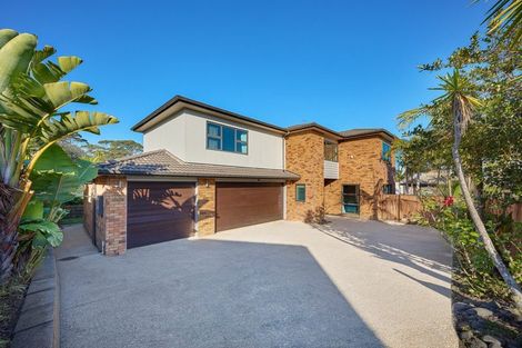 Photo of property in 22 Travis View Drive, Fairview Heights, Auckland, 0632