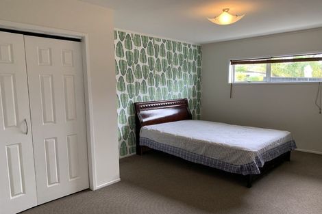 Photo of property in 2/103 Sunset Road, Totara Vale, Auckland, 0632