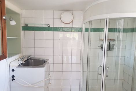 Photo of property in 18 Crows Road, Swanson, Auckland, 0614