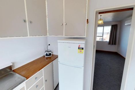 Photo of property in 8 Kiwi Court, Roslyn, Palmerston North, 4414