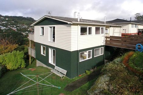 Photo of property in 41 Chartwell Drive, Crofton Downs, Wellington, 6035