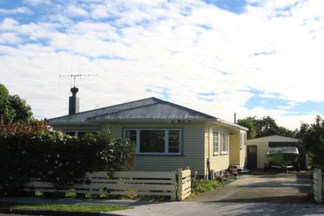 Photo of property in 15 Atmore Avenue, Otaki, 5512