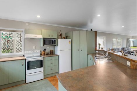 Photo of property in 13 Brighton Road, Waihi Beach, 3611