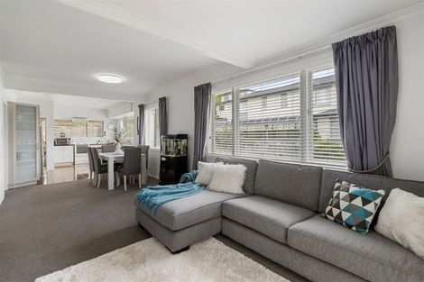 Photo of property in 1/28 Hart Road, Hauraki, Auckland, 0622