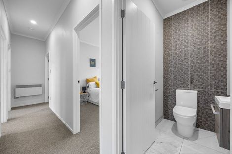 Photo of property in 5 Malbec Place, Huapai, Kumeu, 0810