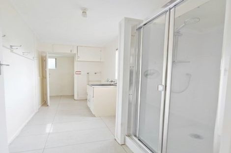 Photo of property in 352 Lake Road, Takapuna, Auckland, 0622