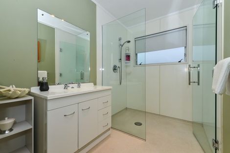 Photo of property in 2 Grove Place, Dinsdale, Hamilton, 3204