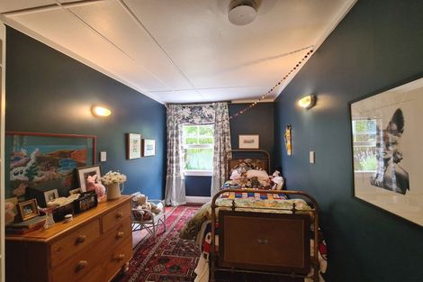 Photo of property in 230 Watt Street, Coromandel, 3506