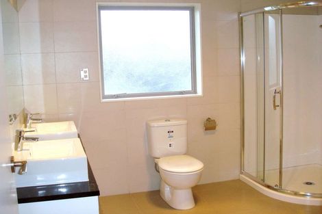 Photo of property in 72 Oakway Drive, Schnapper Rock, Auckland, 0632