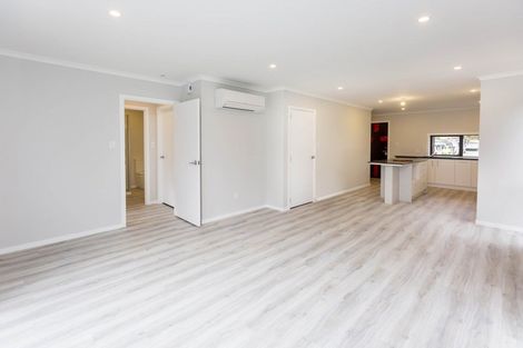 Photo of property in 84 Mawai Hakona Drive, Wallaceville, Upper Hutt, 5018