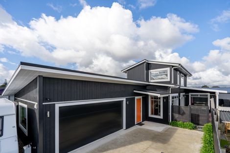 Photo of property in 123 Heretaunga Street, Palmerston North, 4414