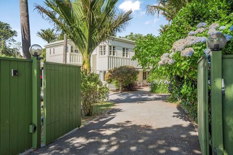 Photo of property in 85 Ludlam Crescent, Woburn, Lower Hutt, 5010