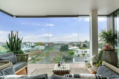 Photo of property in 501/10 St Marks Road, Remuera, Auckland, 1050