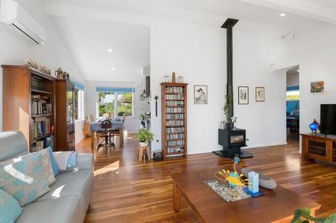 Photo of property in 14 Alexander Street, Waikanae, 5036
