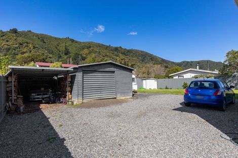 Photo of property in 49a Hampden Street, Picton, 7220