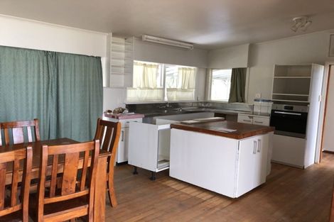 Photo of property in 64 Don Buck Road, Massey, Auckland, 0614